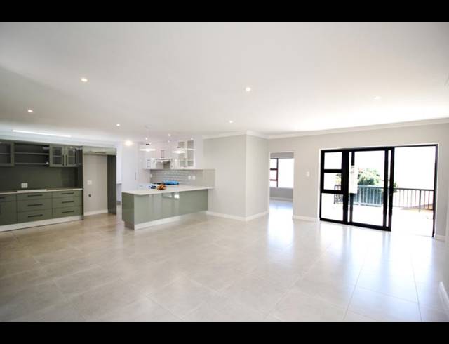 3 BEDROOM TOWNHOUSE FOR SALE IN FRAAIUITSIG